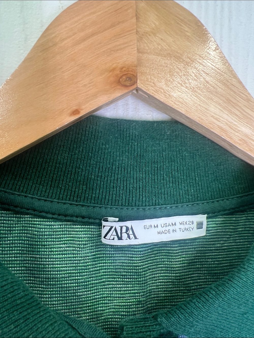 Zara -  Geometric Jacquard Half Button Long Sleeve Fun Blouse Size Medium - Picture 7 of 8